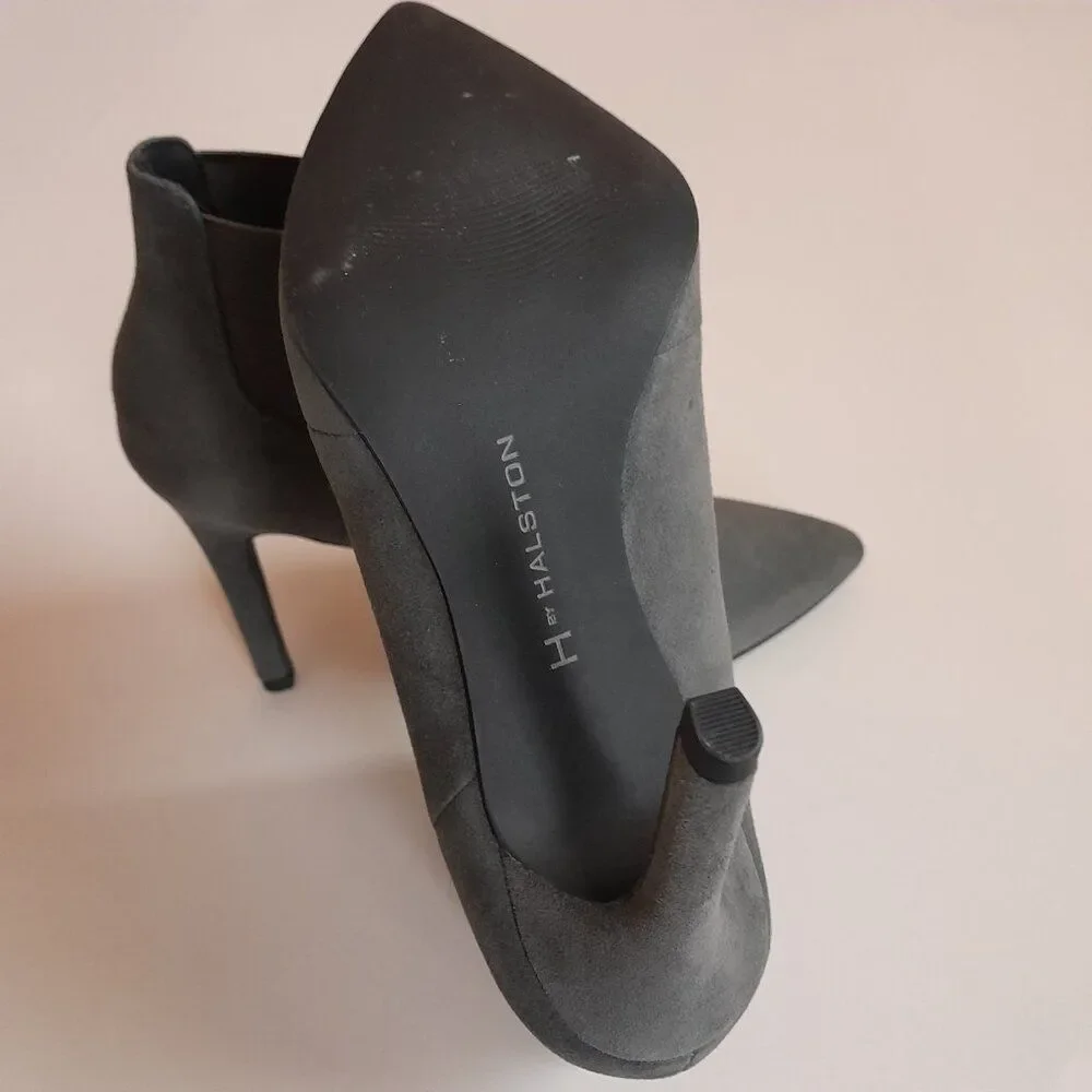H by Halston Regina Women’s Gray Pointed Toe Stiletto Heel Ankle Booties Size 5M